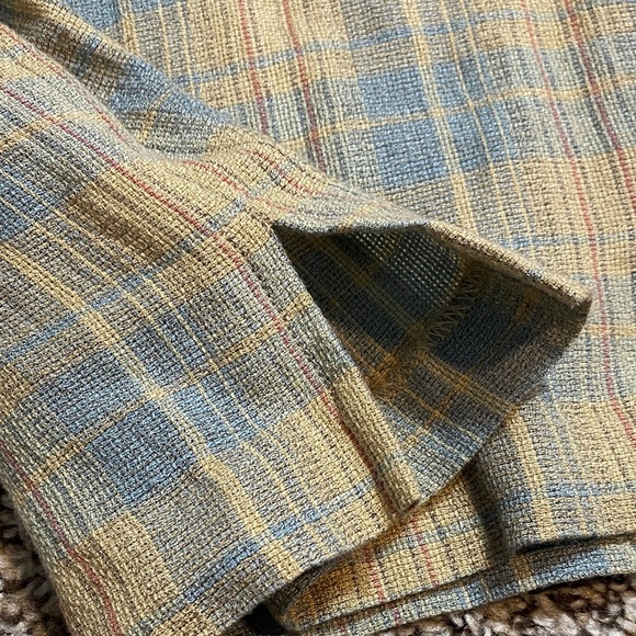 VNTG Liz Sport Plaid Button-Up Crop Top in Yellow and Blue - Picture 7 of 8